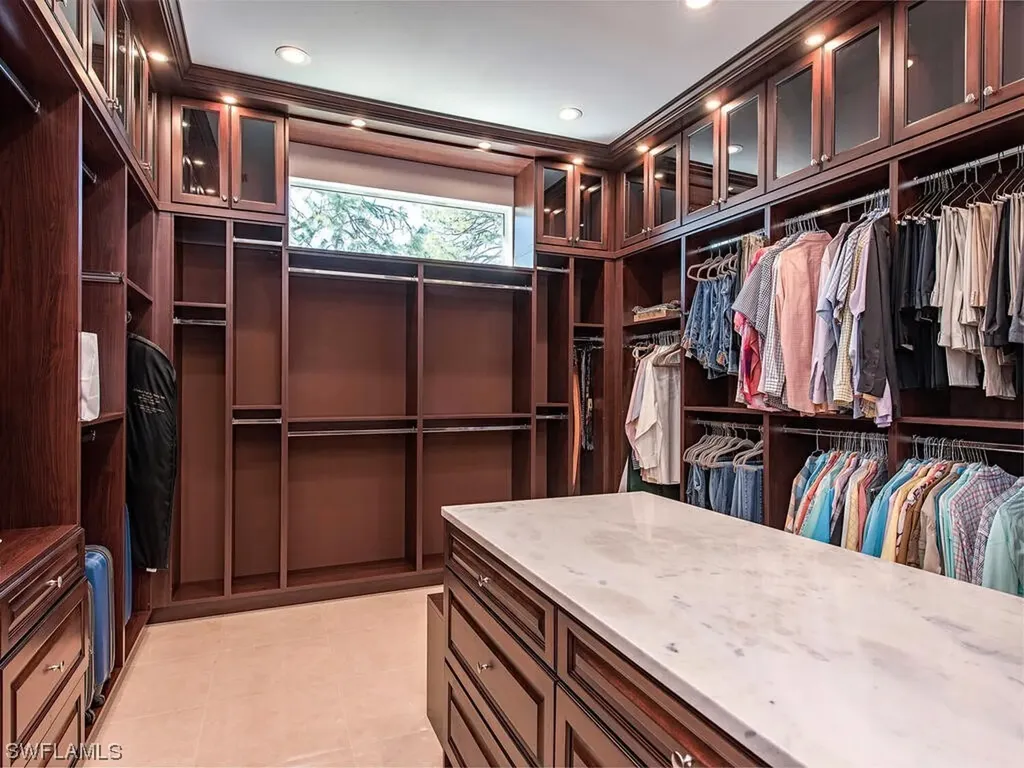215 Caribbean Road Naples FL 34108