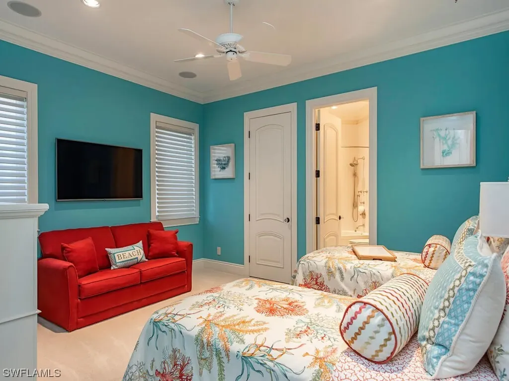 215 Caribbean Road Naples FL 34108