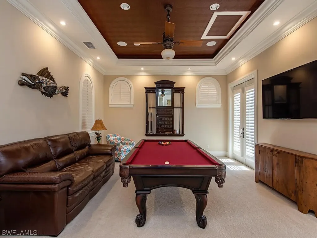 215 Caribbean Road Naples FL 34108