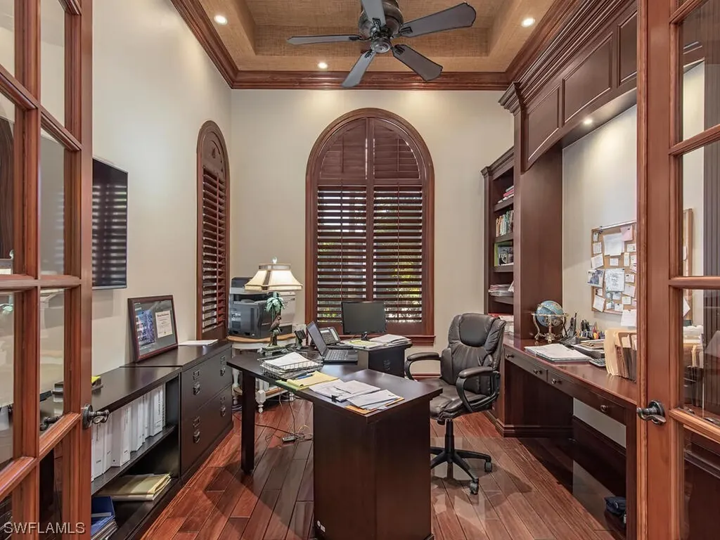 215 Caribbean Road Naples FL 34108