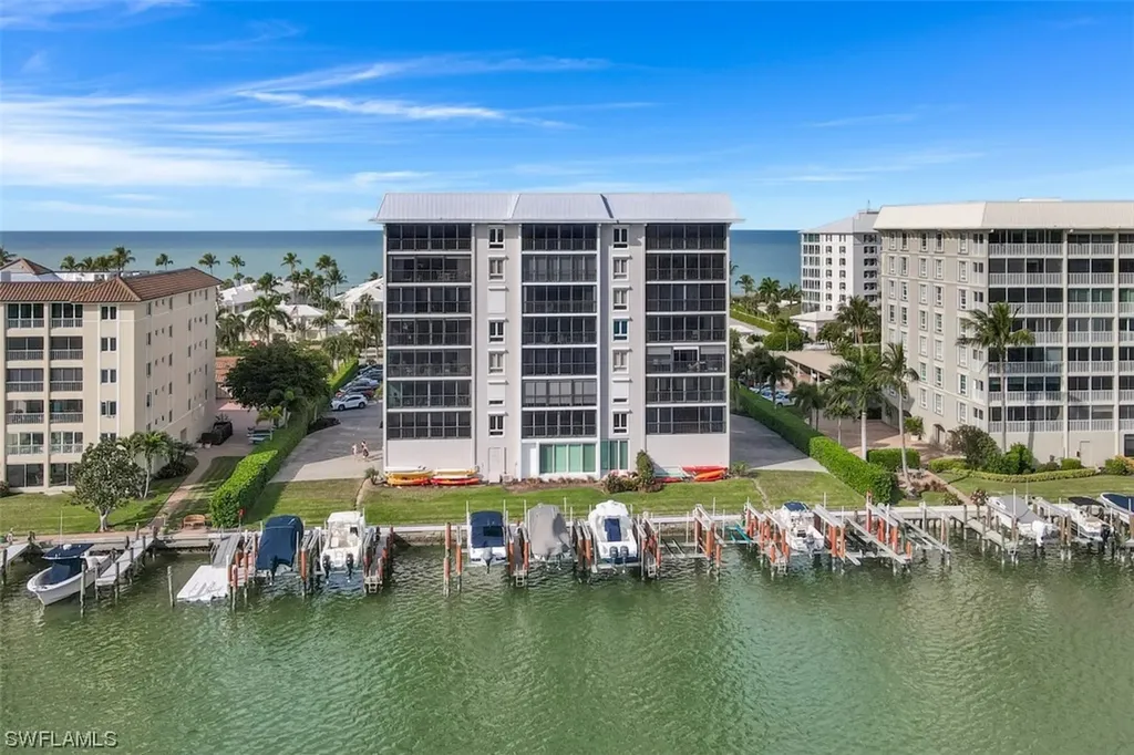 2650 Gulf Shore Boulevard N Naples FL 34103