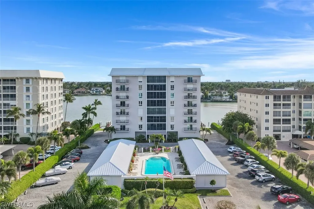 2650 Gulf Shore Boulevard N Naples FL 34103