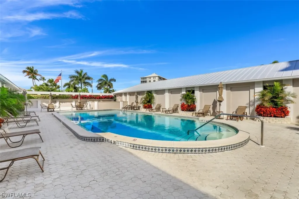 2650 Gulf Shore Boulevard N Naples FL 34103