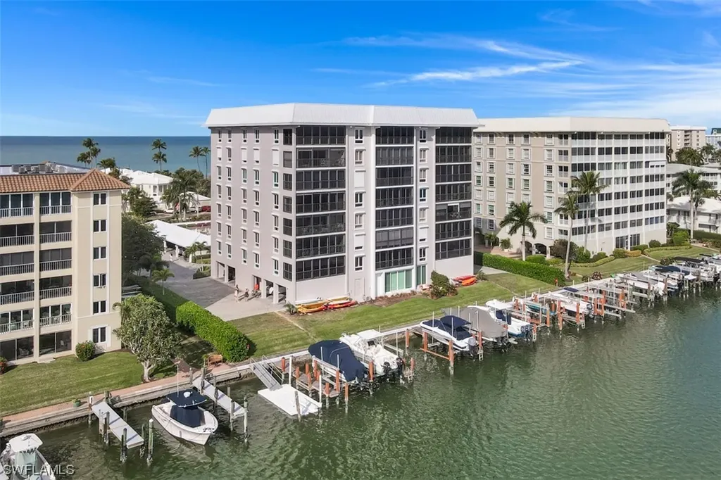 2650 Gulf Shore Boulevard N Naples FL 34103