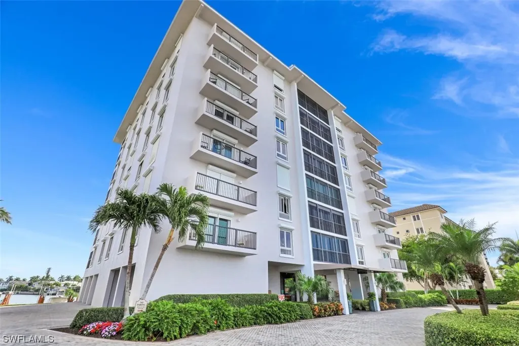 2650 Gulf Shore Boulevard N Naples FL 34103