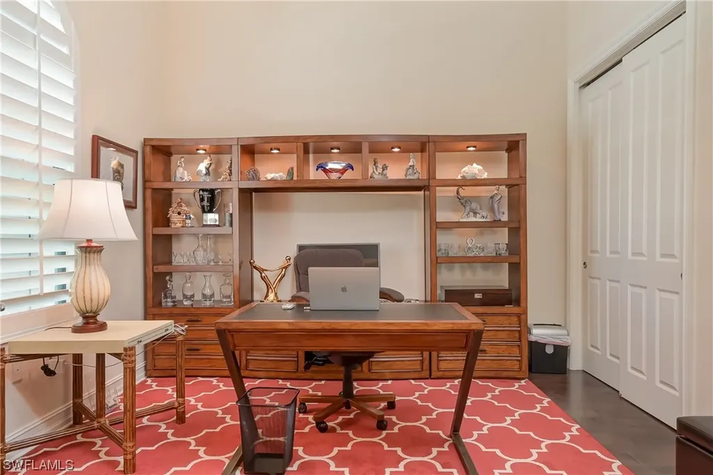 7279 Lantana Circle Naples FL 34119