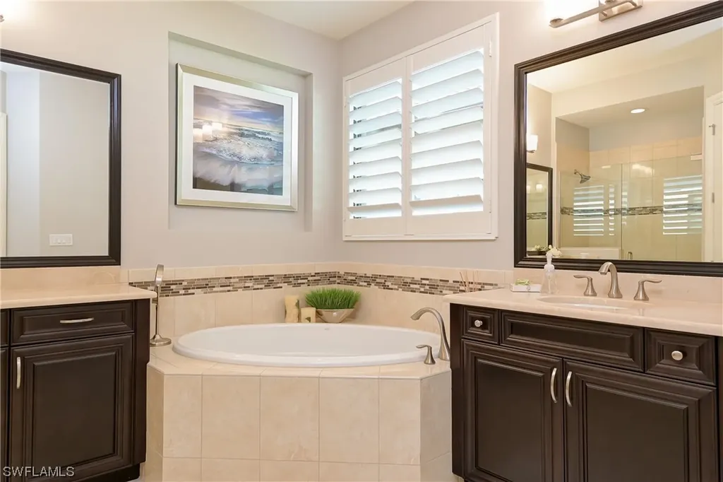 7279 Lantana Circle Naples FL 34119