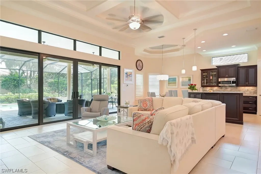 7279 Lantana Circle Naples FL 34119