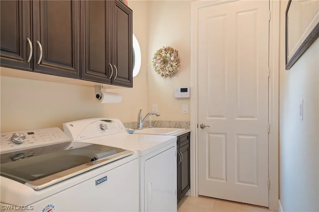7279 Lantana Circle Naples FL 34119