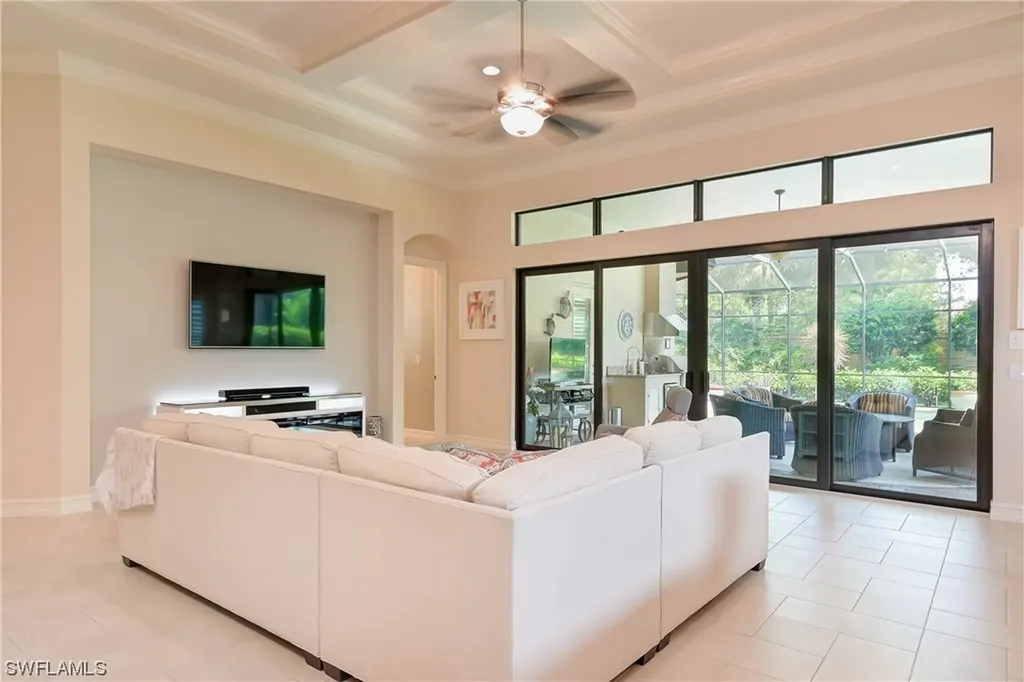7279 Lantana Circle Naples FL 34119