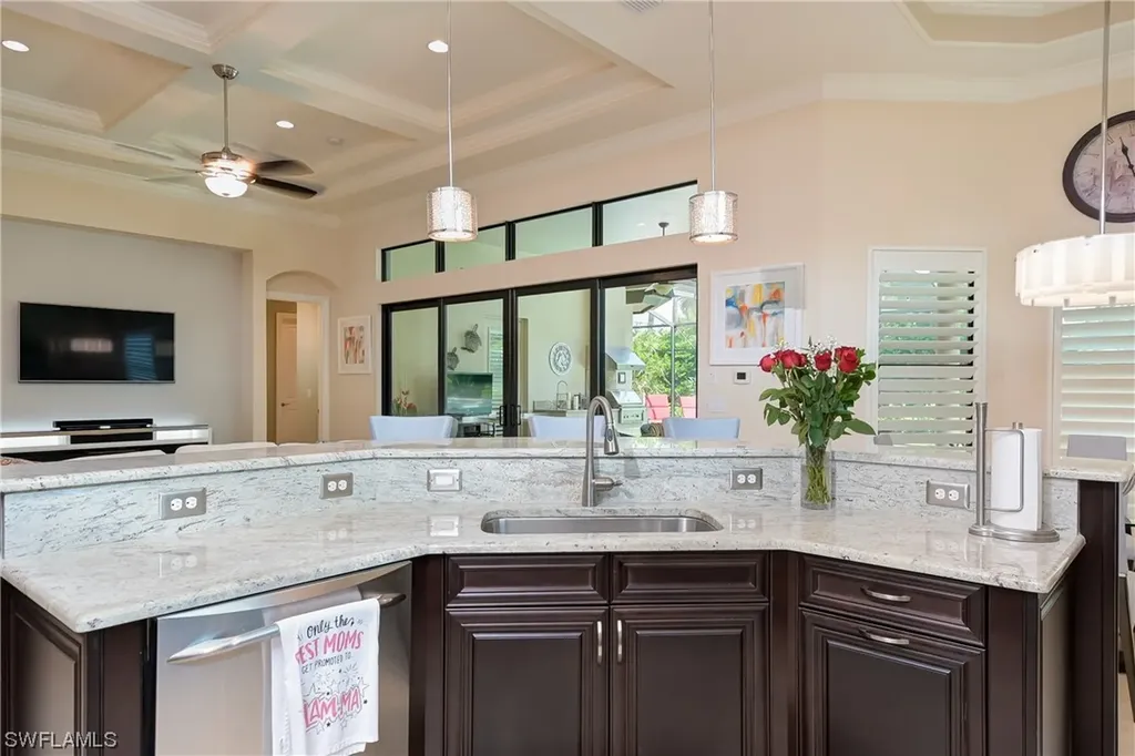 7279 Lantana Circle Naples FL 34119