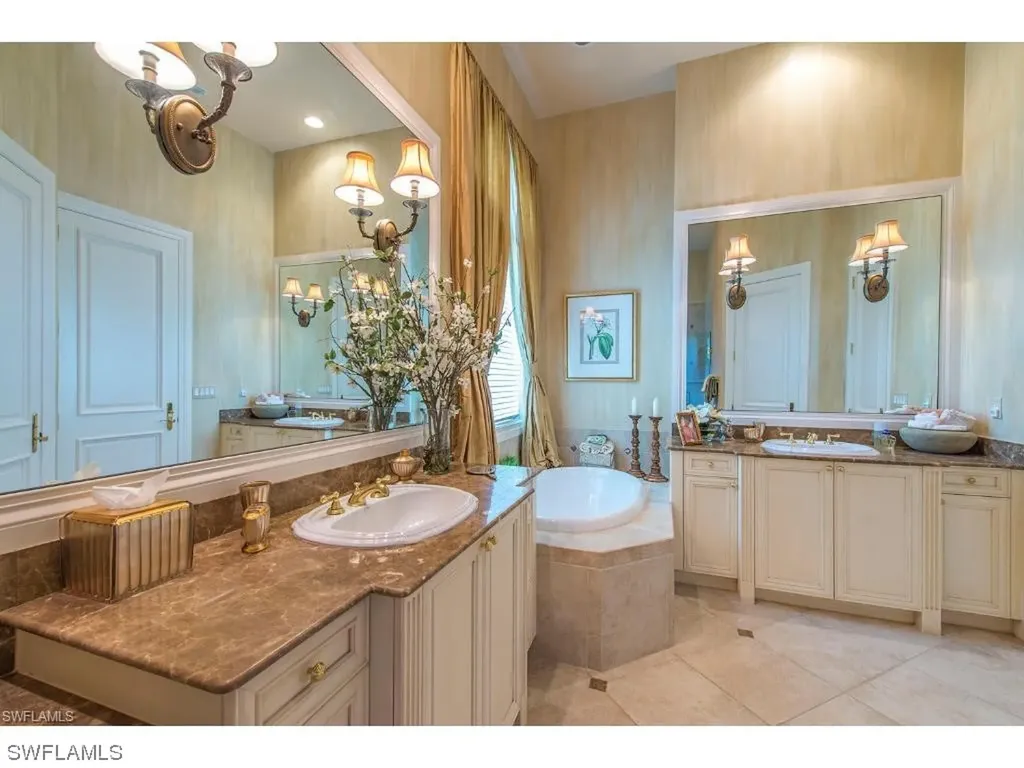 15628 Villoresi Way Naples FL 34110