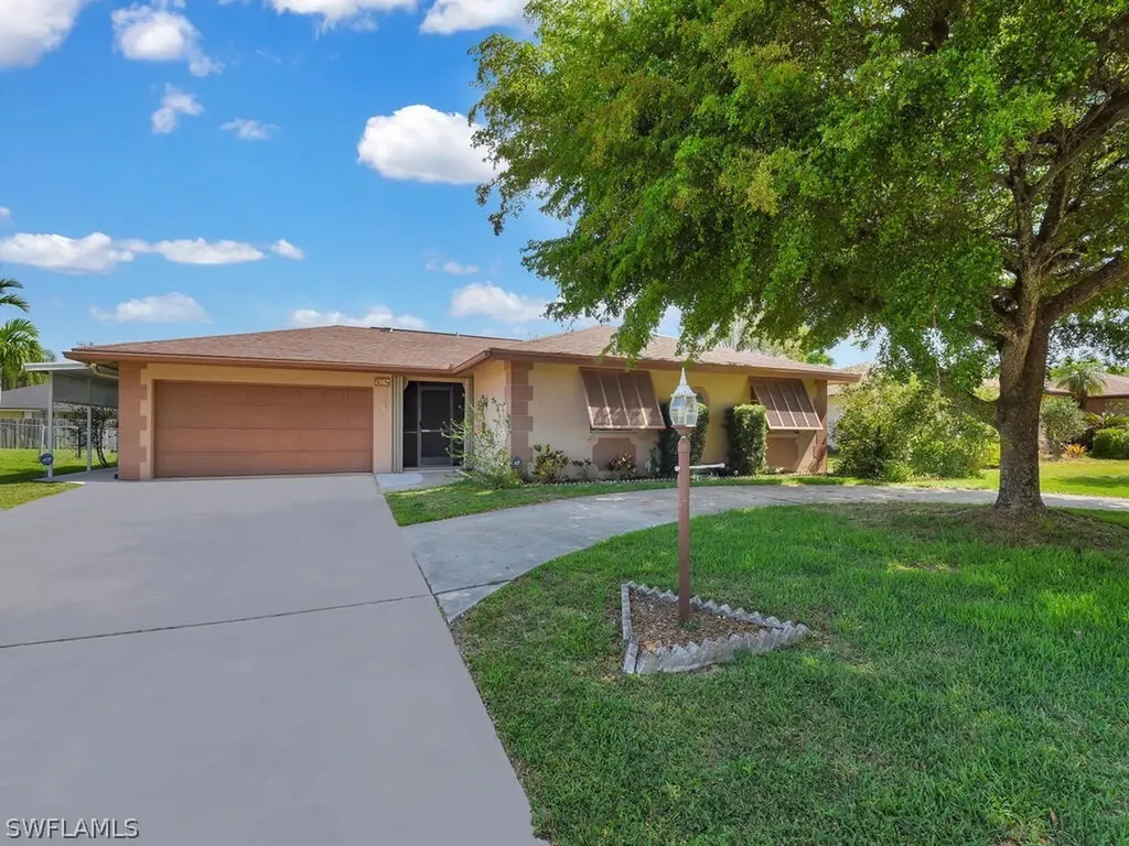 1567 Cumberland Court Fort Myers FL 33919
