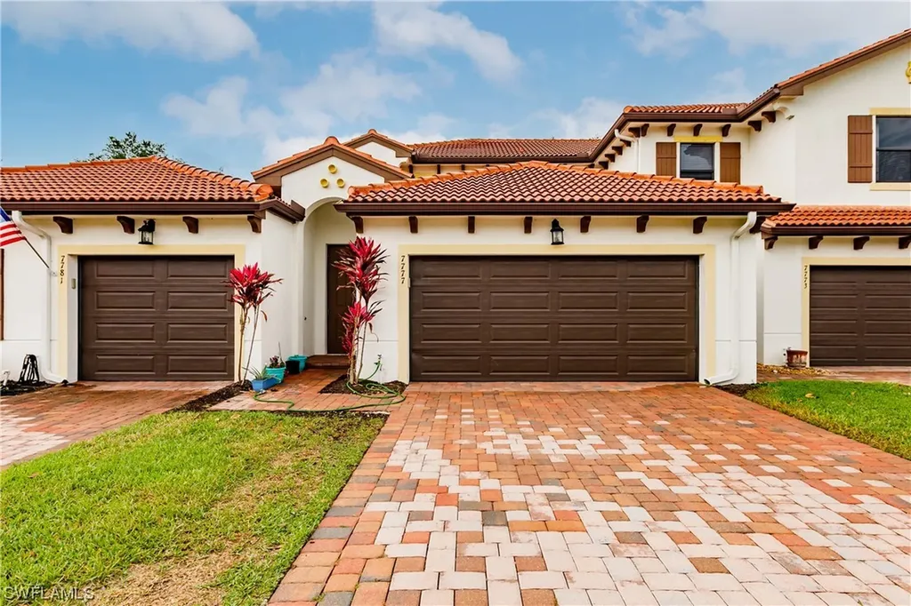 7777 Bristol Circle Naples FL 34120