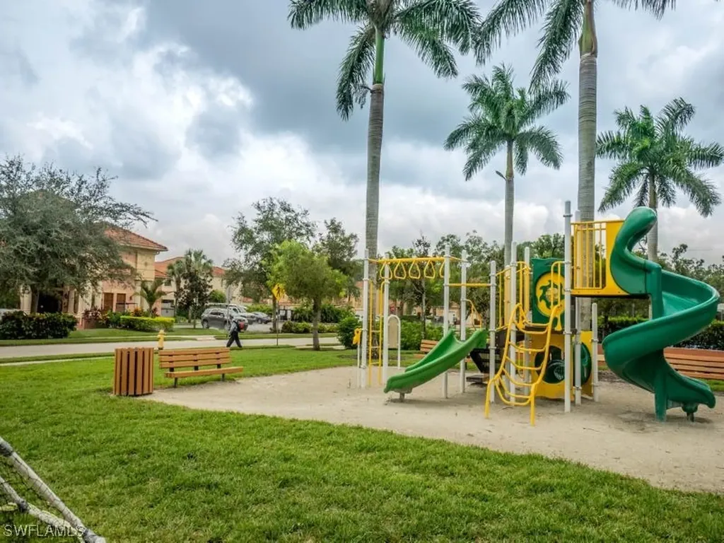 7777 Bristol Circle Naples FL 34120