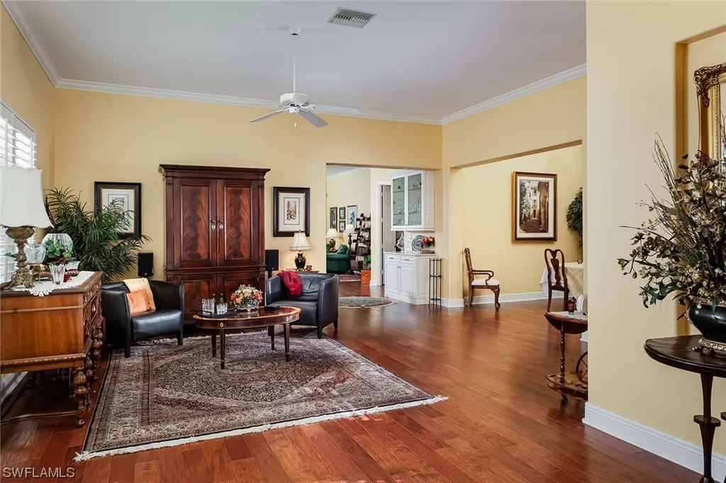 1017 Tierra Lago Way Naples FL 34119