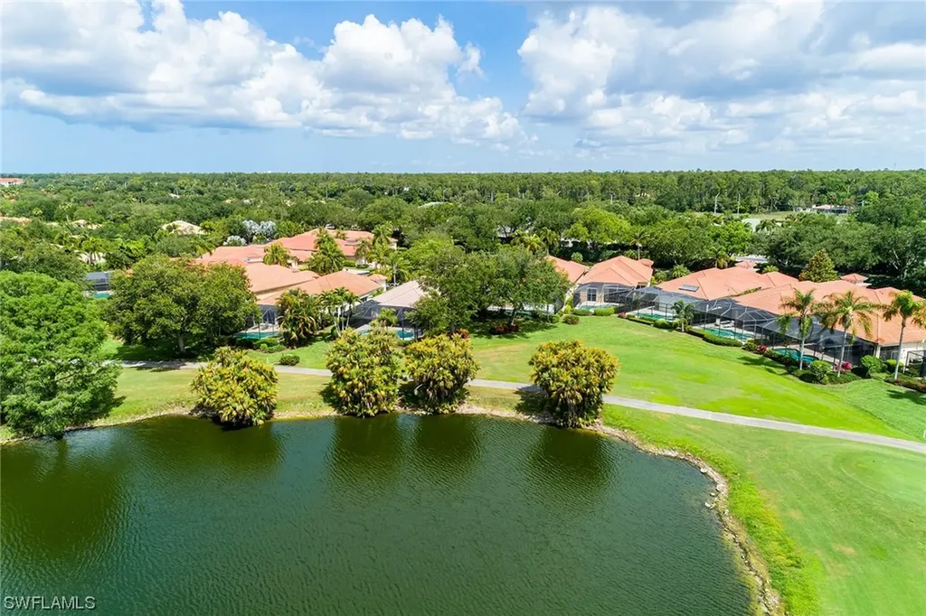1017 Tierra Lago Way Naples FL 34119