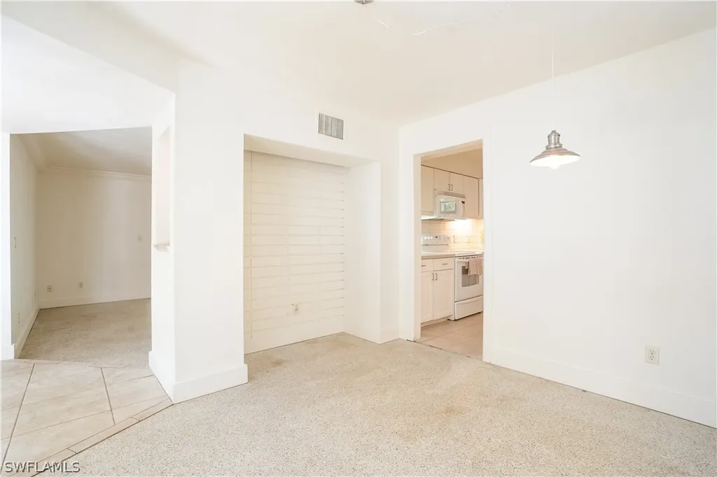 9460 Colony Drive North Fort Myers FL 33917