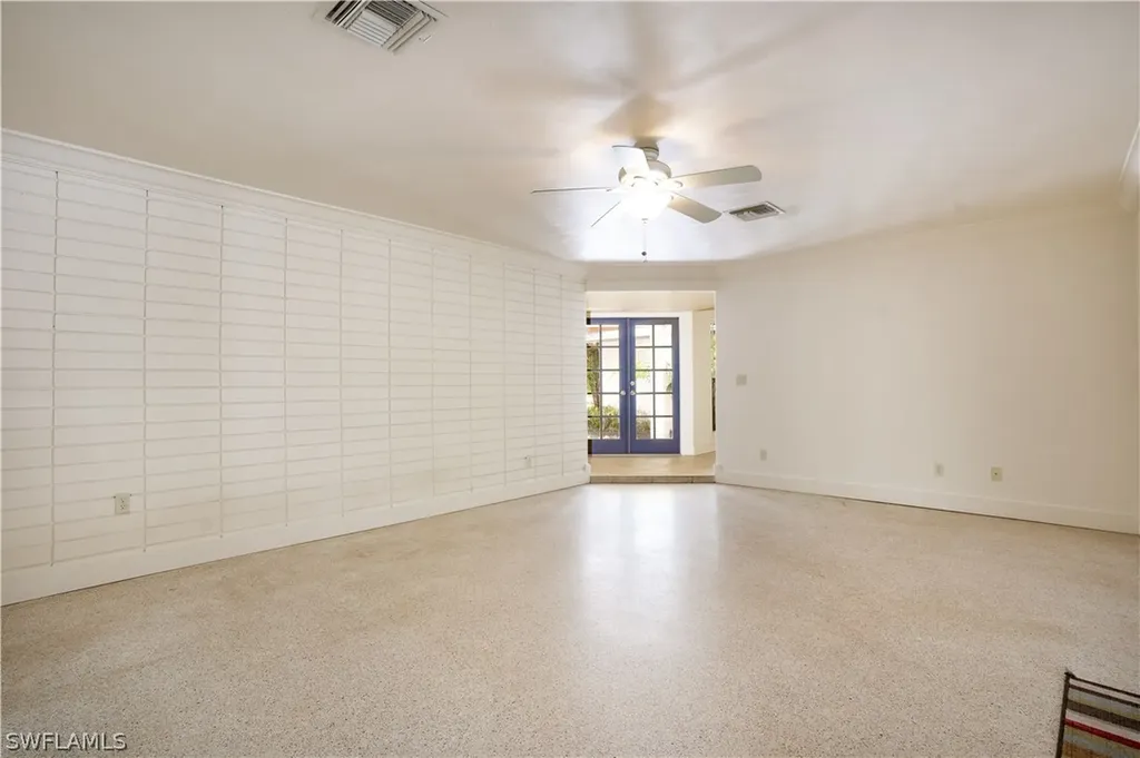 9460 Colony Drive North Fort Myers FL 33917