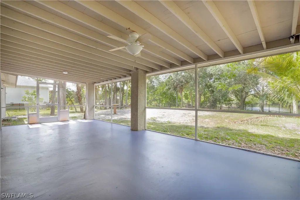 9460 Colony Drive North Fort Myers FL 33917
