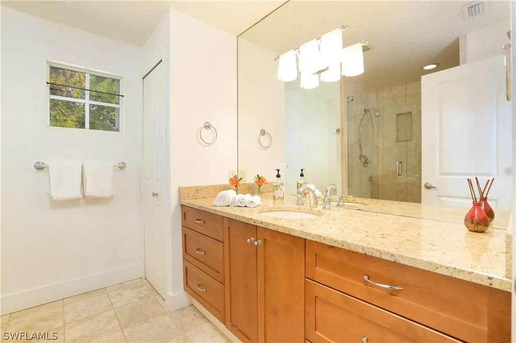 9460 Colony Drive North Fort Myers FL 33917