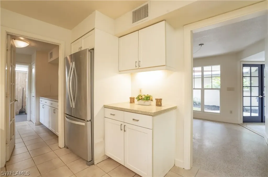 9460 Colony Drive North Fort Myers FL 33917