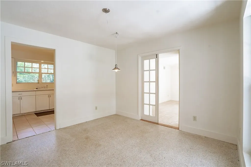 9460 Colony Drive North Fort Myers FL 33917