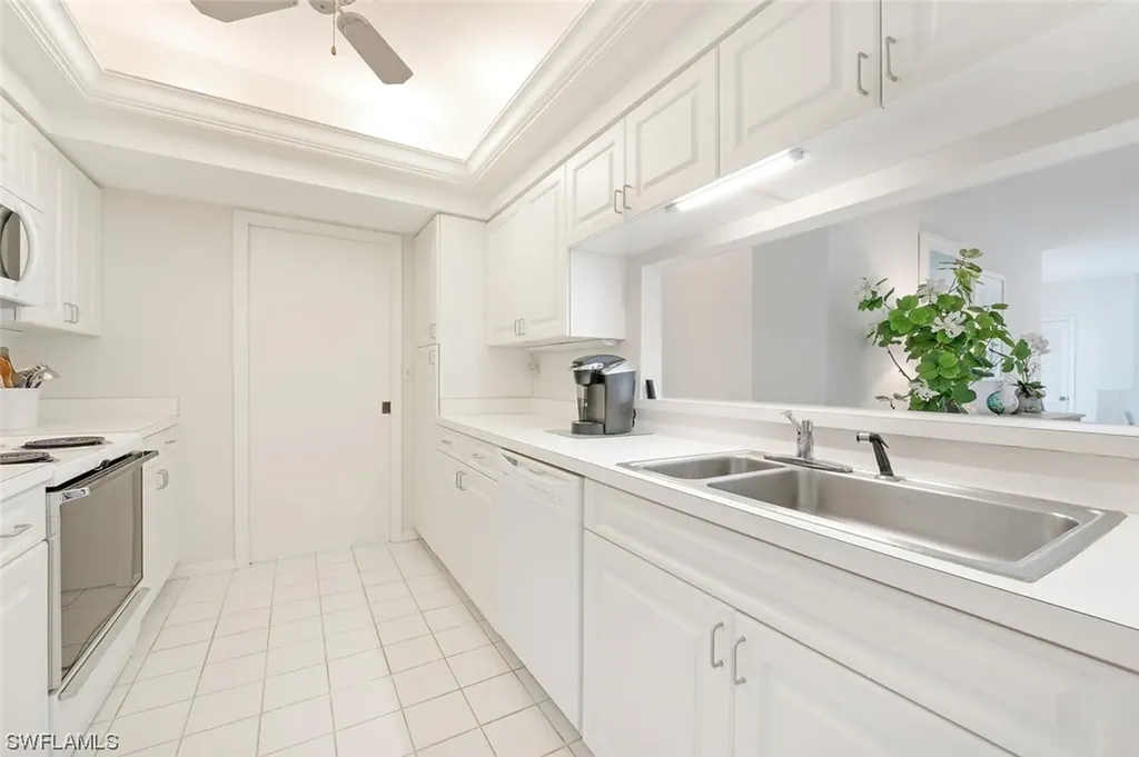 797 Willowbrook Drive Naples FL 34108