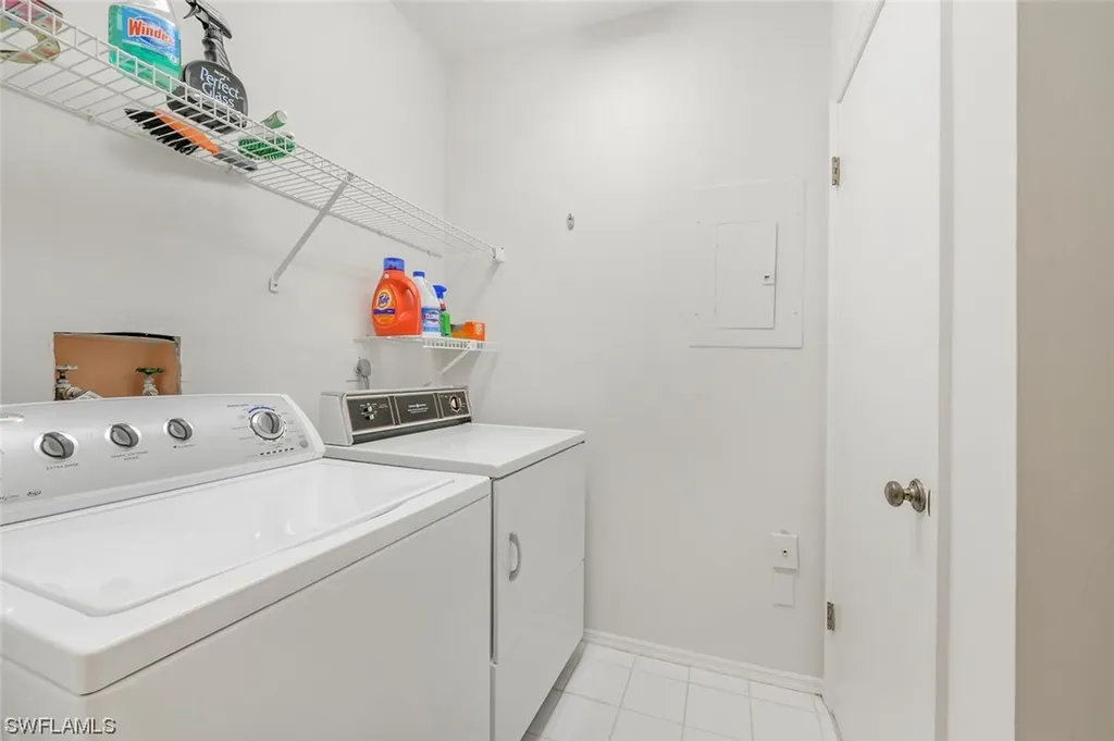 797 Willowbrook Drive Naples FL 34108