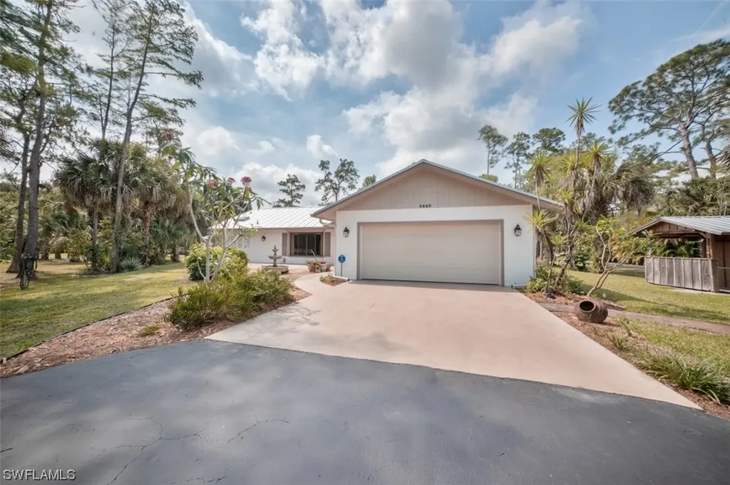 5880 Shady Oaks Lane Naples FL 34119
