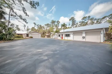 5880 Shady Oaks Lane Naples FL 34119