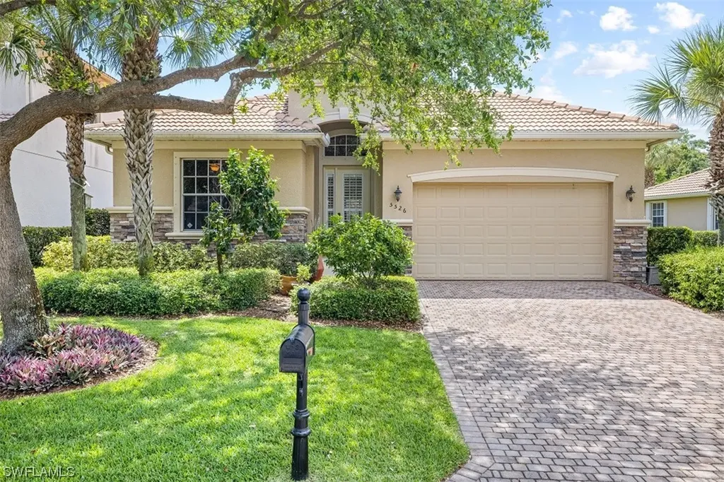 5526 Whispering Willow Way Fort Myers FL 33908