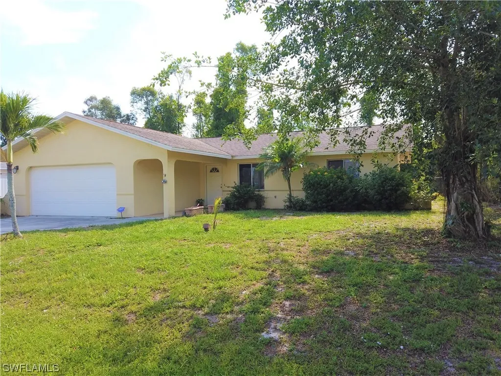 18041 Laurel Valley Road Fort Myers FL 33967