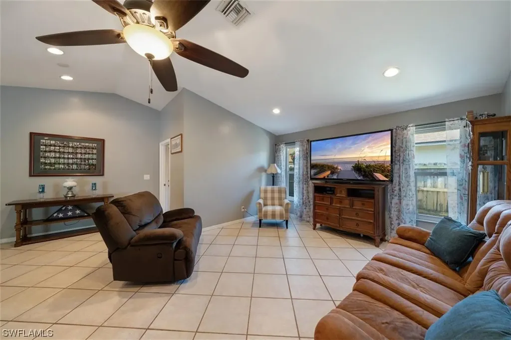 143 Flame Vine Drive Naples FL 34110