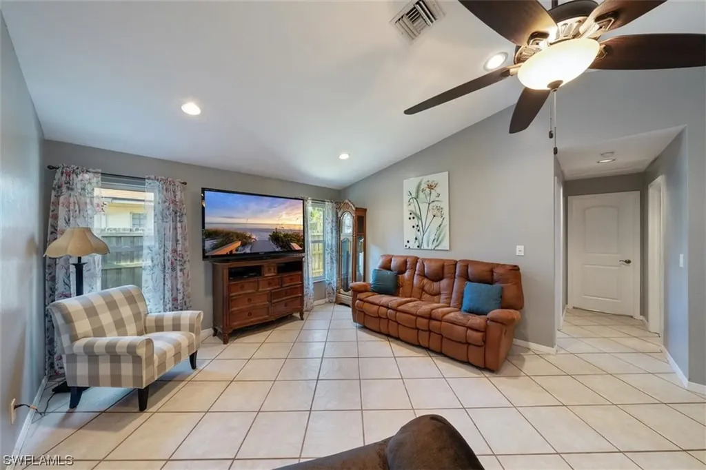 143 Flame Vine Drive Naples FL 34110