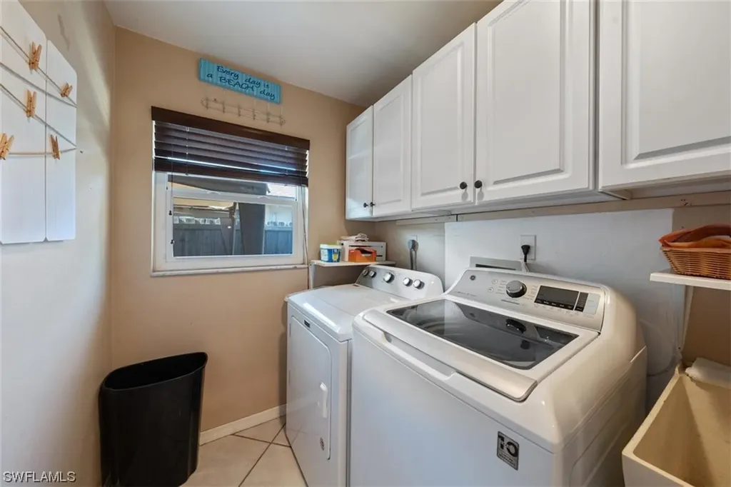143 Flame Vine Drive Naples FL 34110