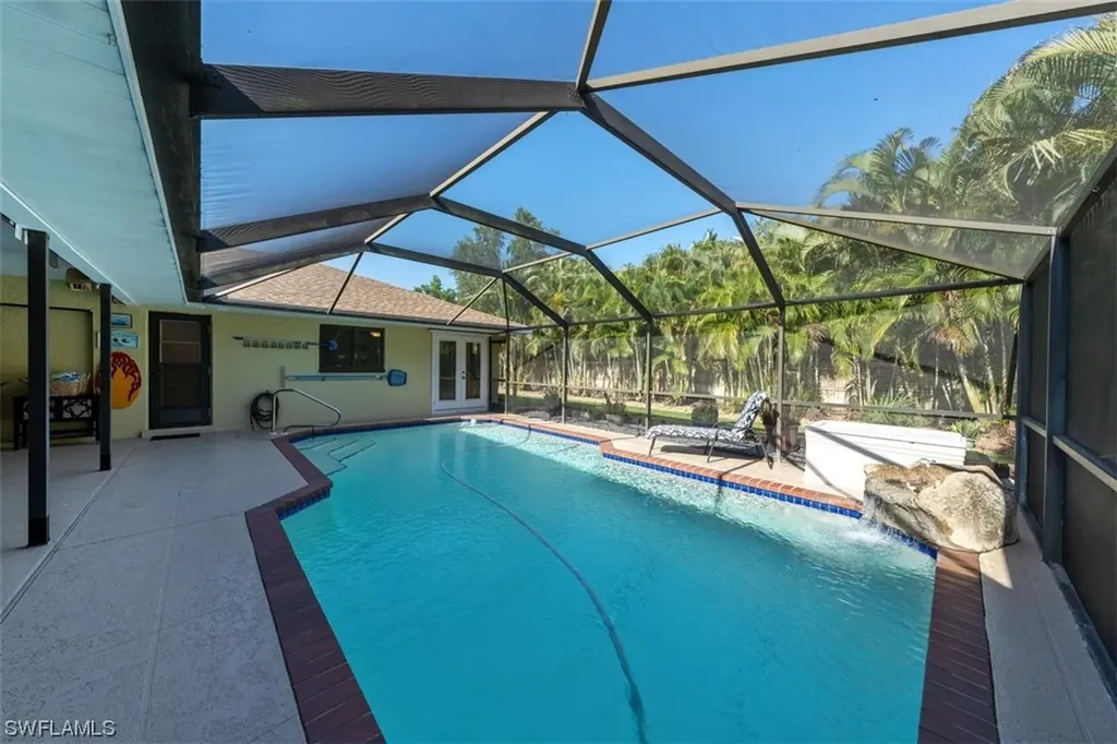 143 Flame Vine Drive Naples FL 34110