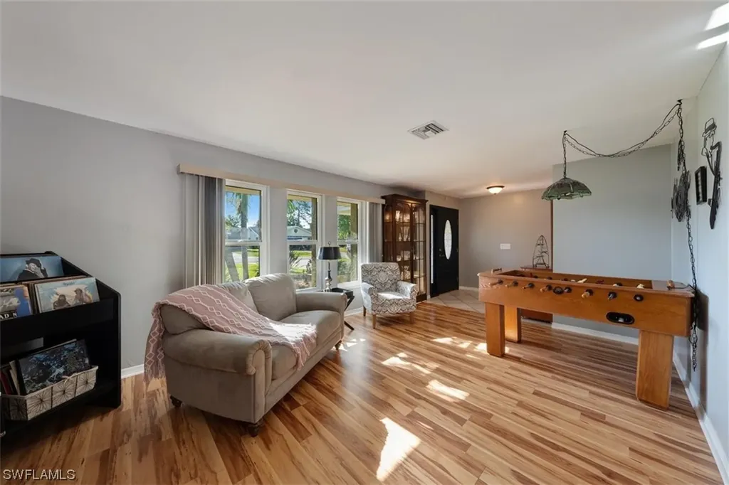 143 Flame Vine Drive Naples FL 34110