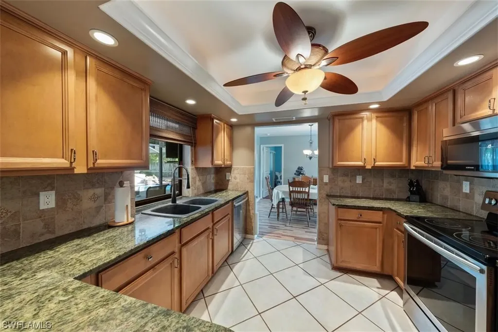 143 Flame Vine Drive Naples FL 34110