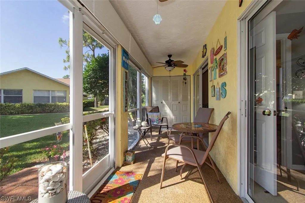 2752 Kings Lake Boulevard Naples FL 34112