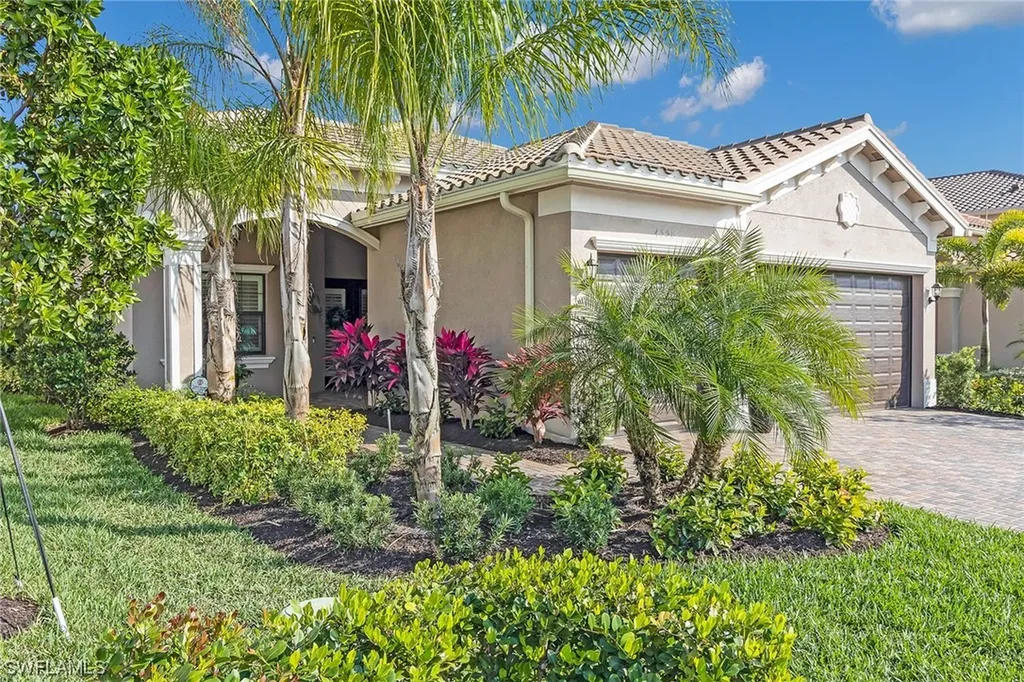 4558 Luminary Avenue Naples FL 34119