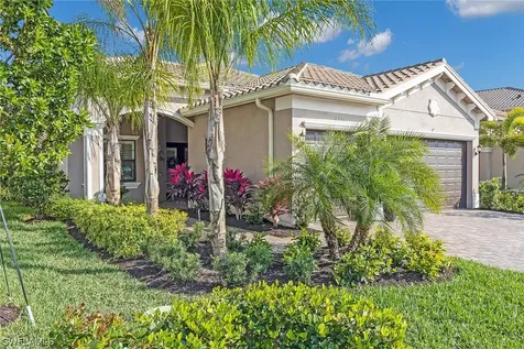 4558 Luminary Avenue Naples FL 34119