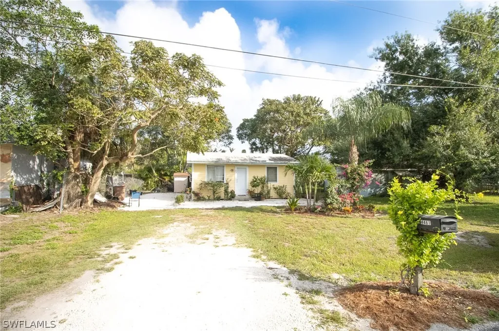 4461 Walter Street Fort Myers FL 33905