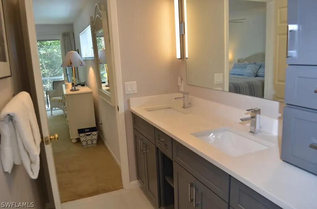 221 Robinwood Circle Sanibel FL 33957