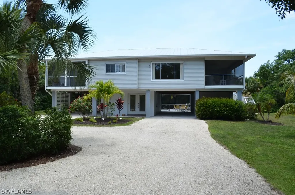 221 Robinwood Circle Sanibel FL 33957
