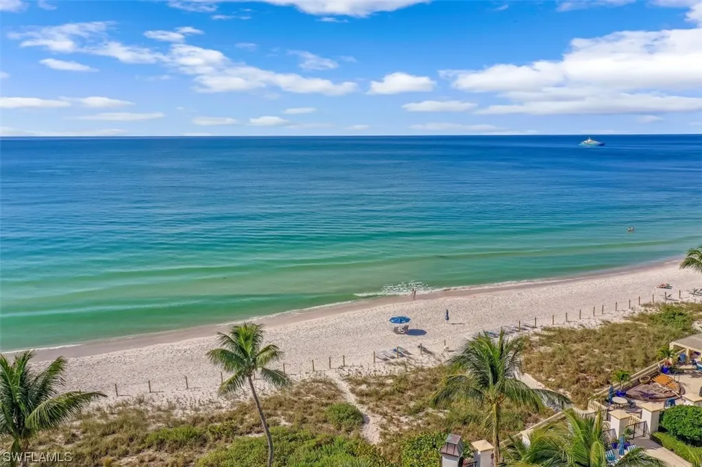 1724 Gulf Shore Boulevard N Naples FL 34102