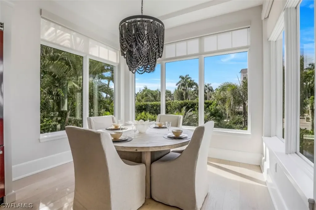1724 Gulf Shore Boulevard N Naples FL 34102
