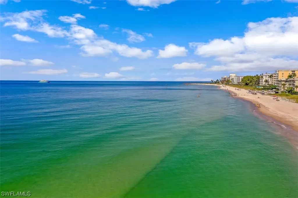 1724 Gulf Shore Boulevard N Naples FL 34102