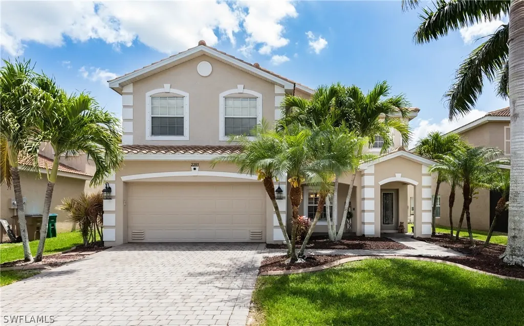 2285 Cape Heather Circle Cape Coral FL 33991