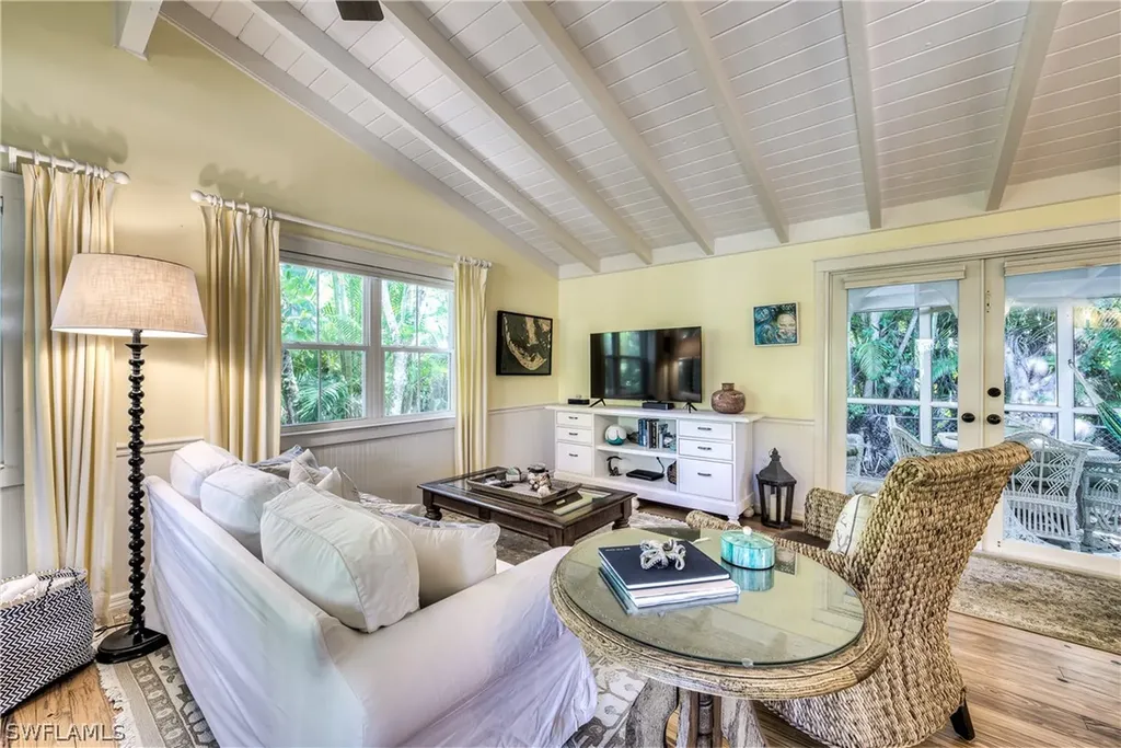 966 Fitzhugh Street Sanibel FL 33957